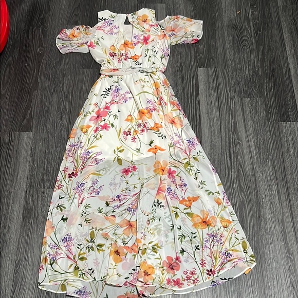 Calvin Klein White and Orange Ruffled Tiered Maxi Dress - Picture 7 of 11